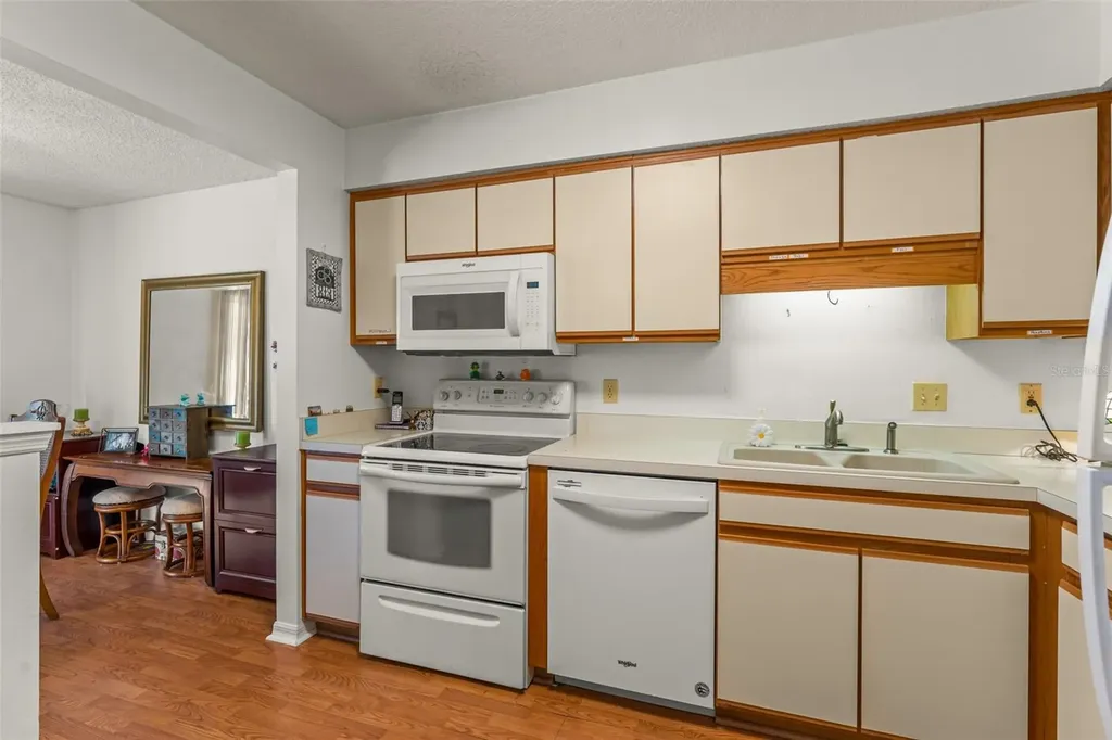 5300 Dover Village Lane Orlando FL 32812