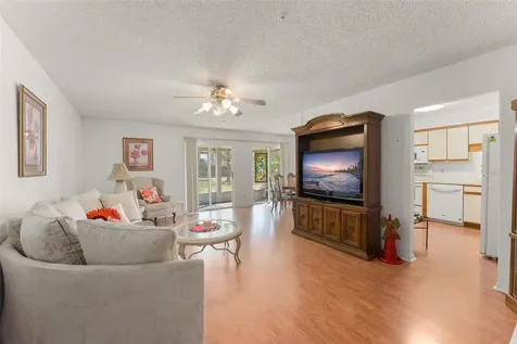 5300 Dover Village Lane Orlando FL 32812