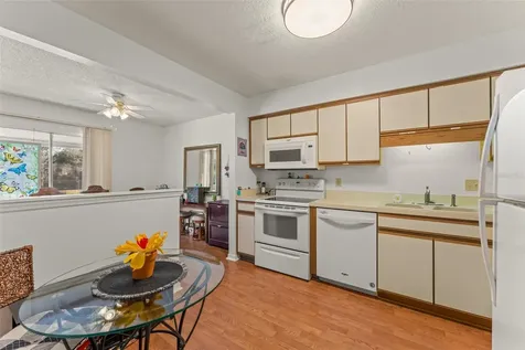 5300 Dover Village Lane Orlando FL 32812