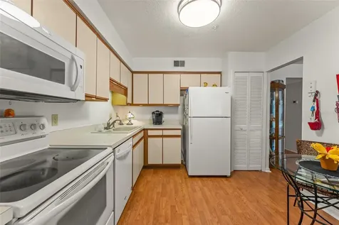 5300 Dover Village Lane Orlando FL 32812