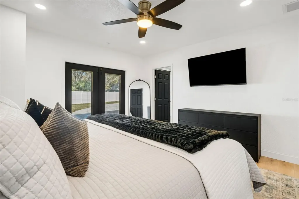 10016 Ridge Road Seminole FL 33772