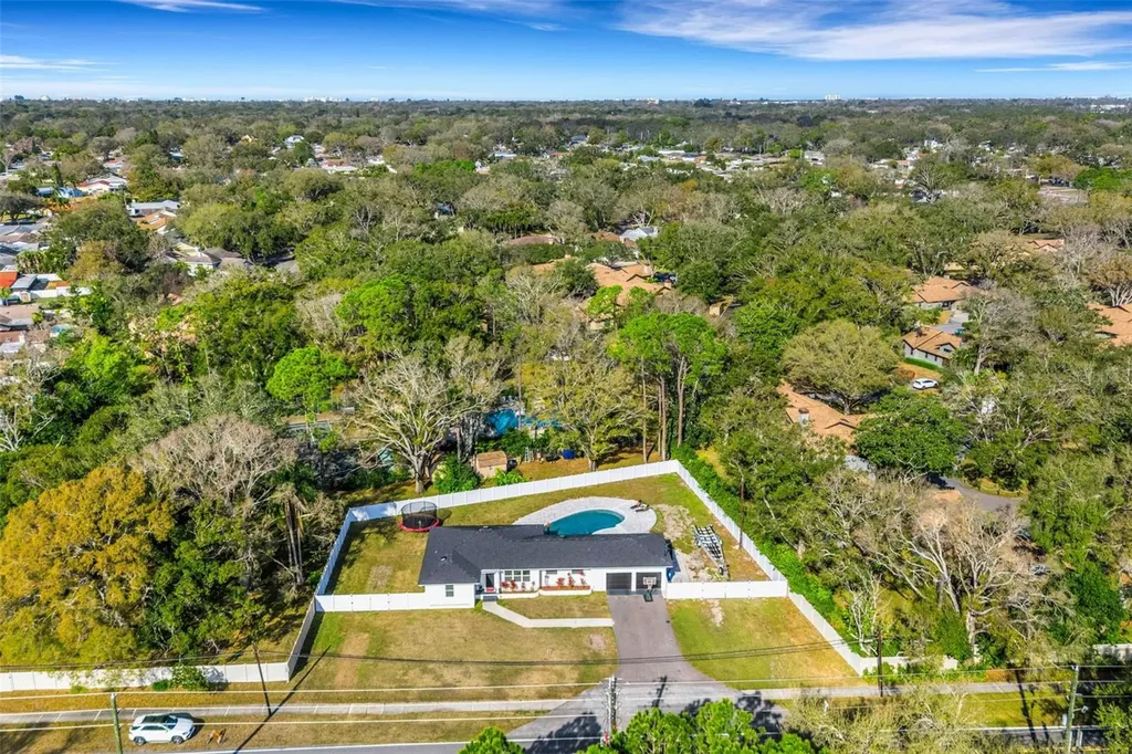 10016 Ridge Road Seminole FL 33772