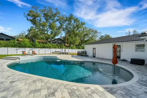 10016 Ridge Road Seminole FL 33772