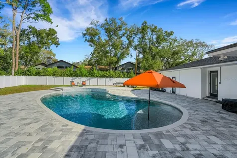 10016 Ridge Road Seminole FL 33772