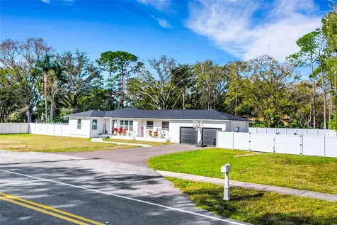 10016 Ridge Road Seminole FL 33772