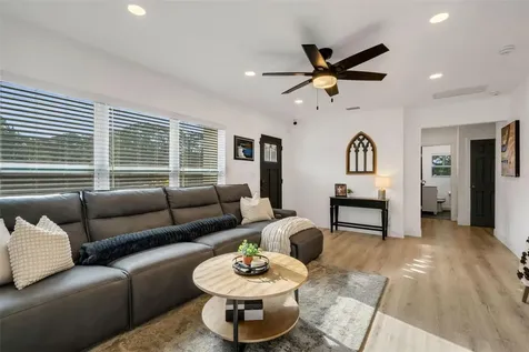 10016 Ridge Road Seminole FL 33772