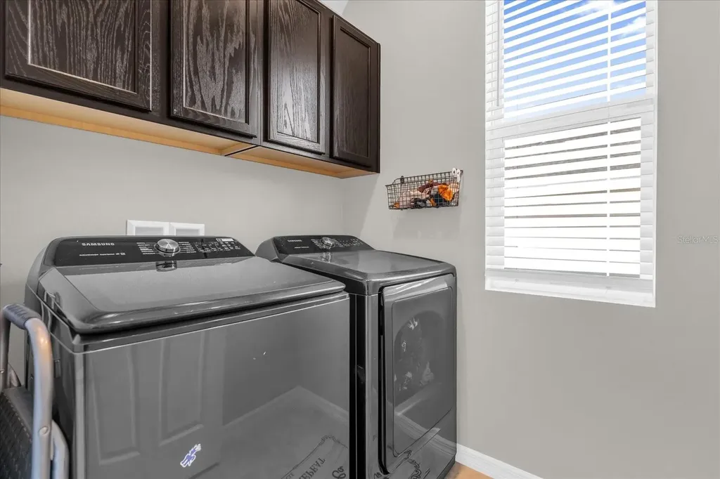 2401 Avian Loop Kissimmee FL 34741