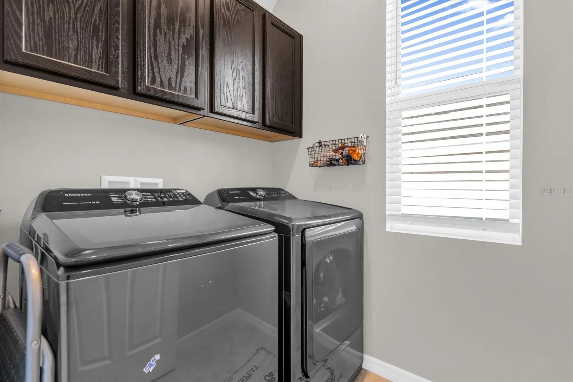 2401 Avian Loop Kissimmee FL 34741