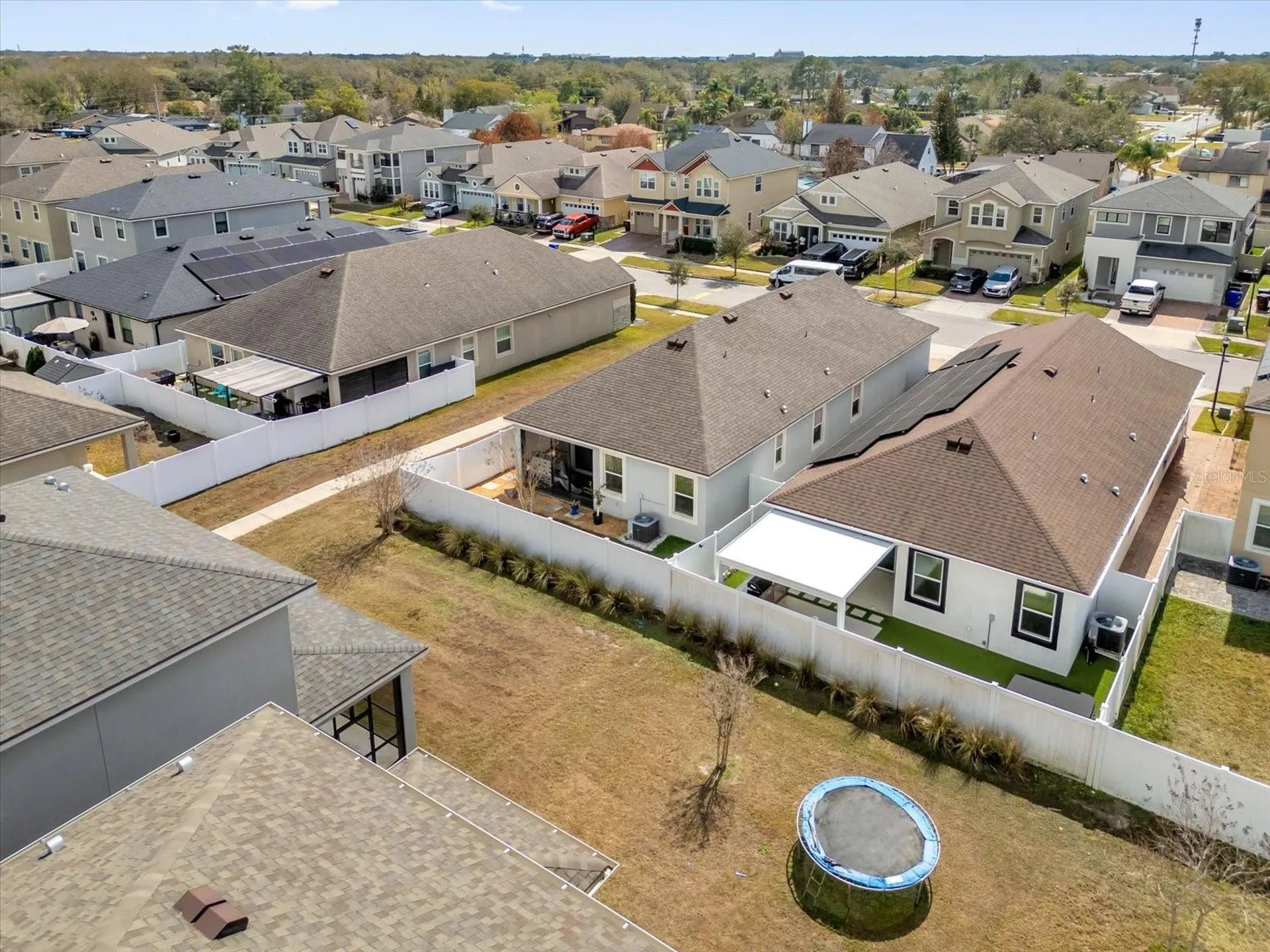 2401 Avian Loop Kissimmee FL 34741