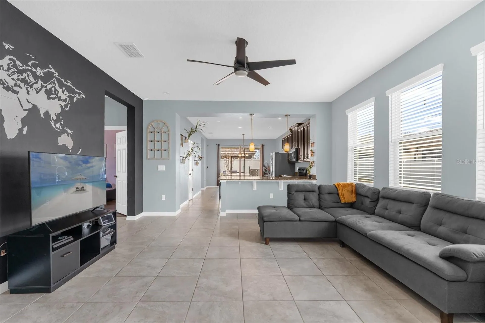 2401 Avian Loop Kissimmee FL 34741