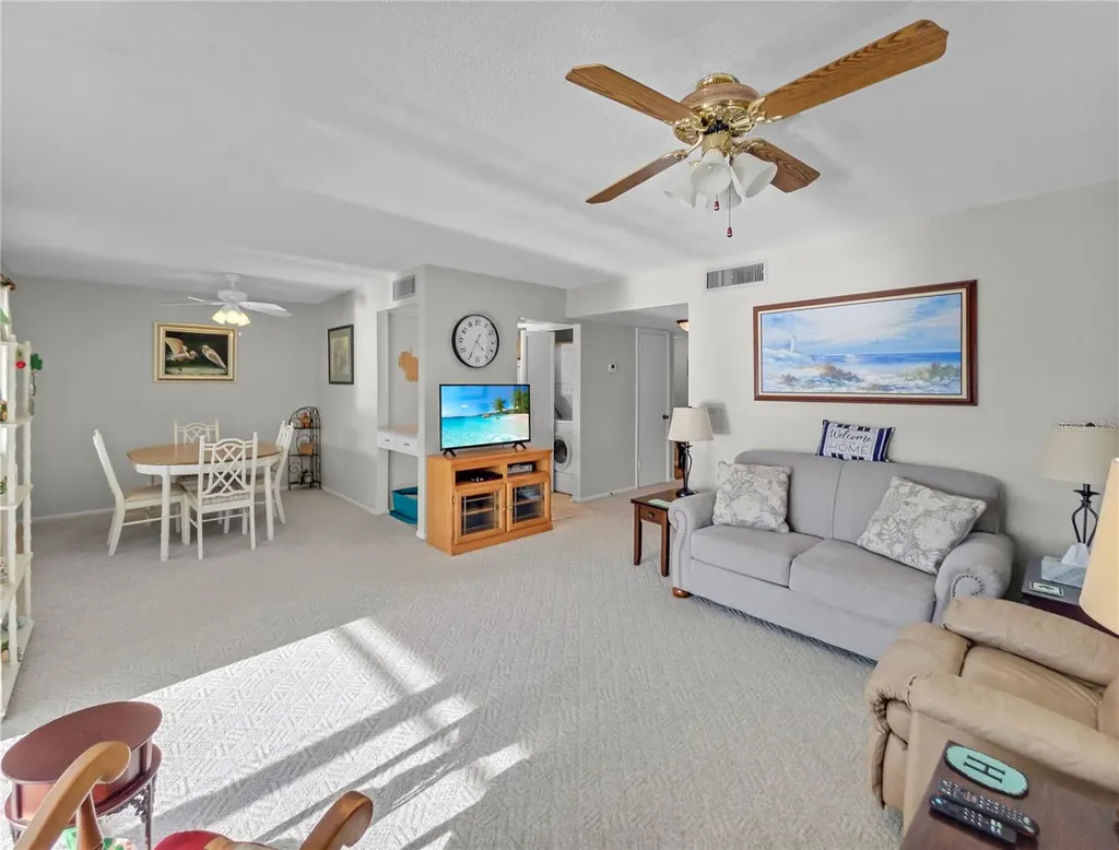 527 Midway Drive Ocala FL 34472