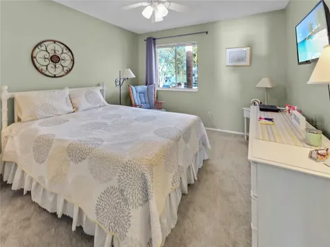 527 Midway Drive Ocala FL 34472