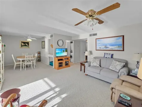 527 Midway Drive Ocala FL 34472