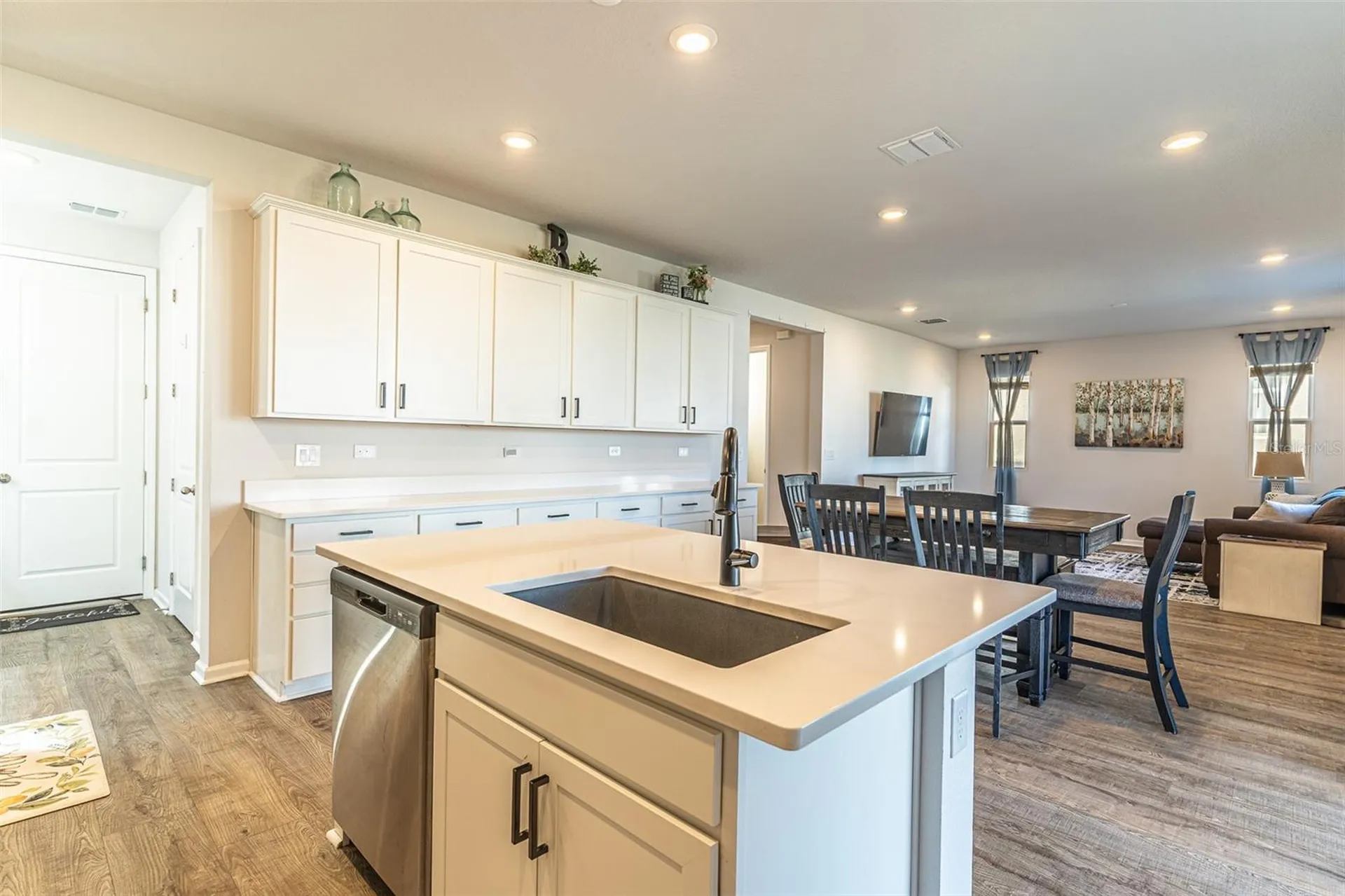1123 Sugarwood Street Davenport FL 33837