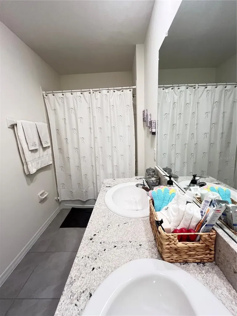 17032 Oval Rum Drive Wimauma FL 33598
