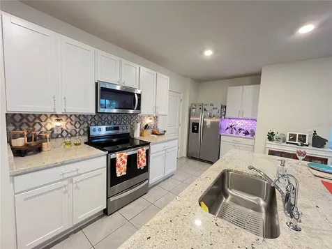17032 Oval Rum Drive Wimauma FL 33598