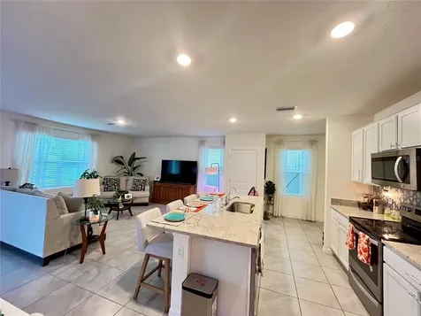 17032 Oval Rum Drive Wimauma FL 33598