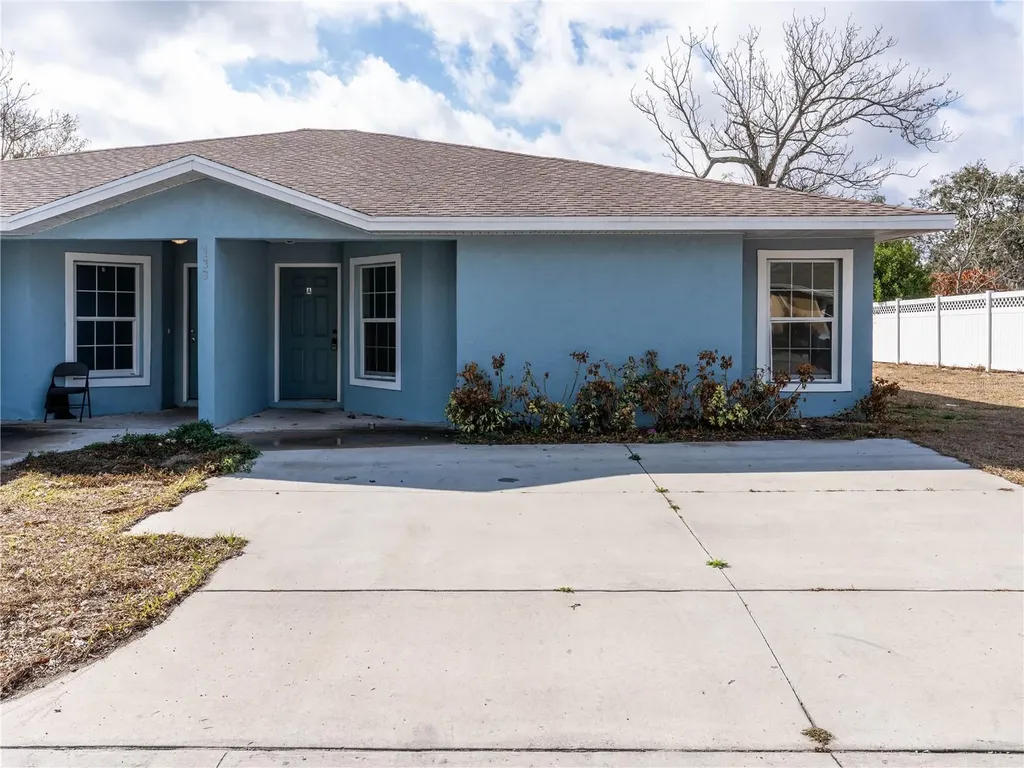 133 W Park Avenue Lake Wales FL 33853