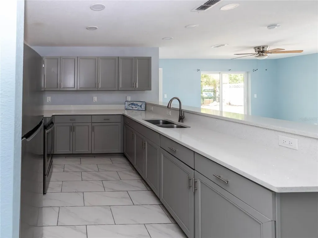 133 W Park Avenue Lake Wales FL 33853