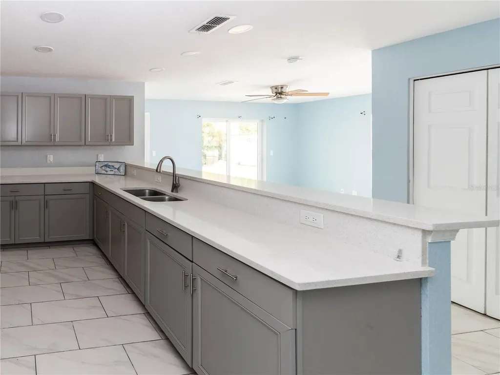 133 W Park Avenue Lake Wales FL 33853