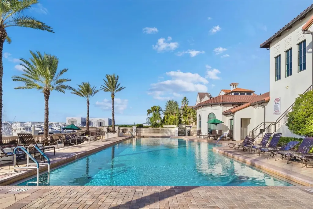 6054 Yeats Manor Drive Tampa FL 33616