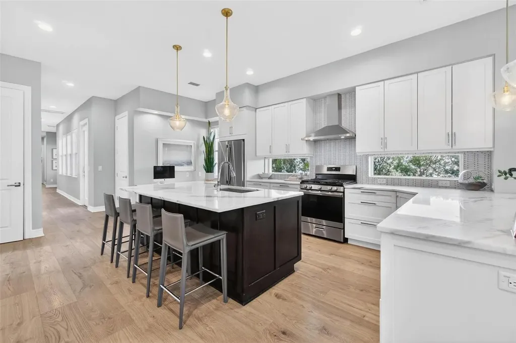 6054 Yeats Manor Drive Tampa FL 33616