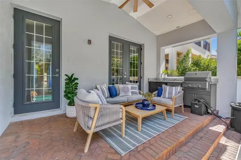 6054 Yeats Manor Drive Tampa FL 33616