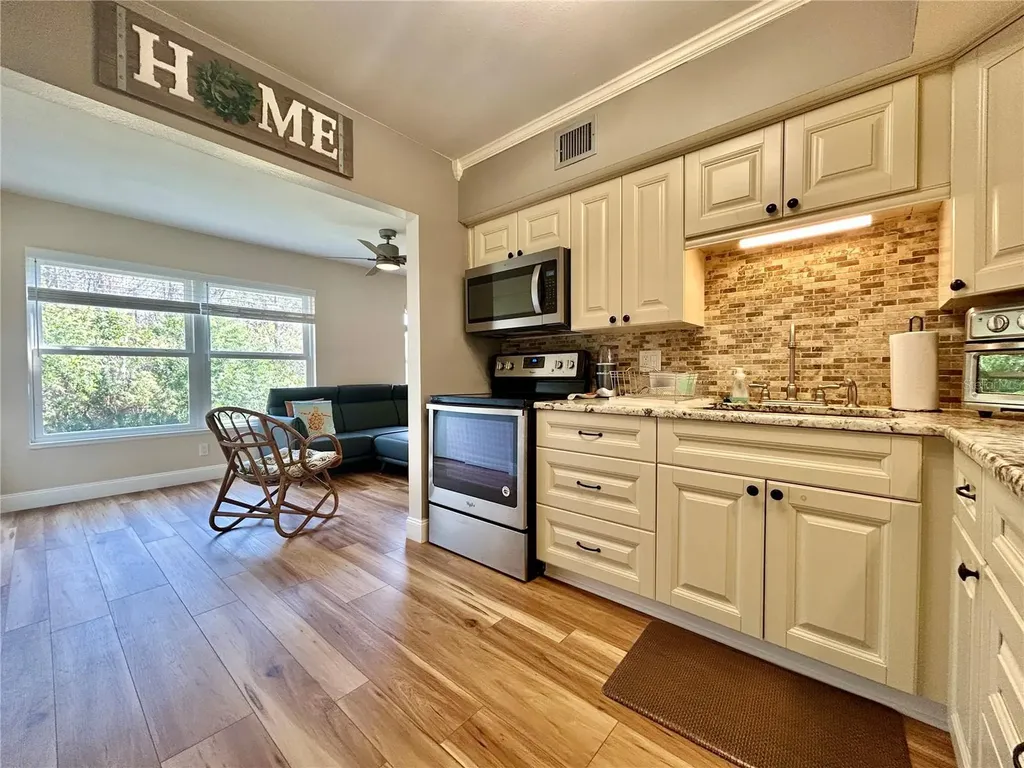 2461 Rhodesian Drive Clearwater FL 33763