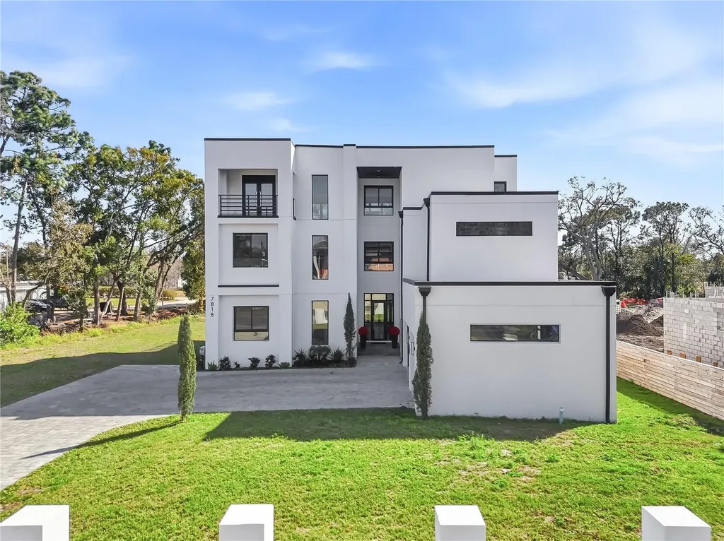 7818 N Hubert Avenue Tampa FL 33614