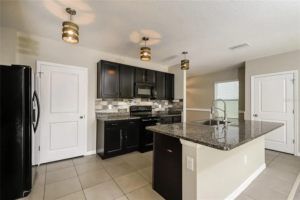 4106 Willow Hammock Drive Palmetto FL 34221
