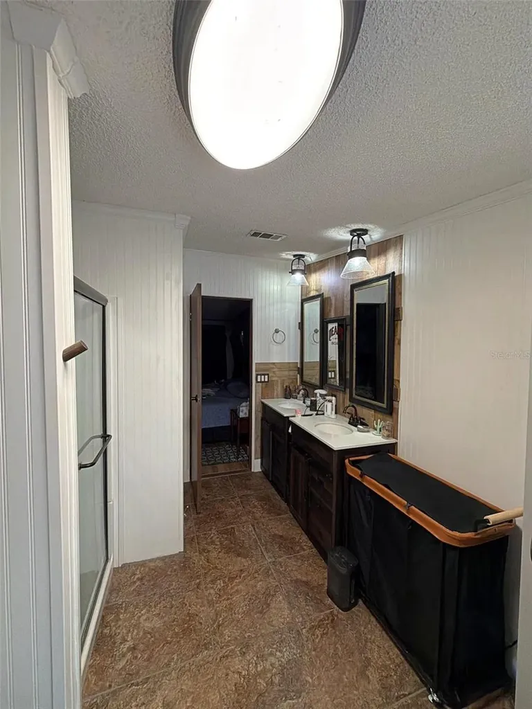 12919 S County Road 39 Lithia FL 33547