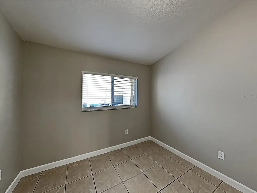 11958 Lark Song Loop Riverview FL 33579