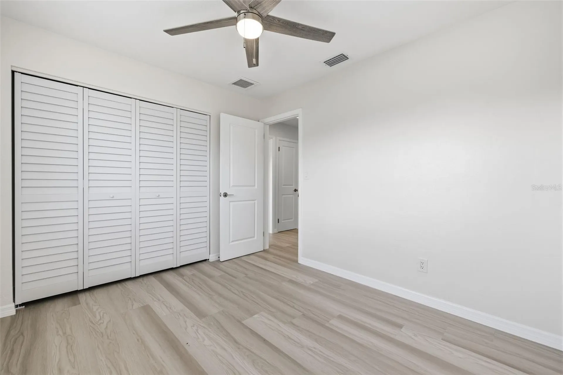 1027 27th Avenue S St Petersburg FL 33705