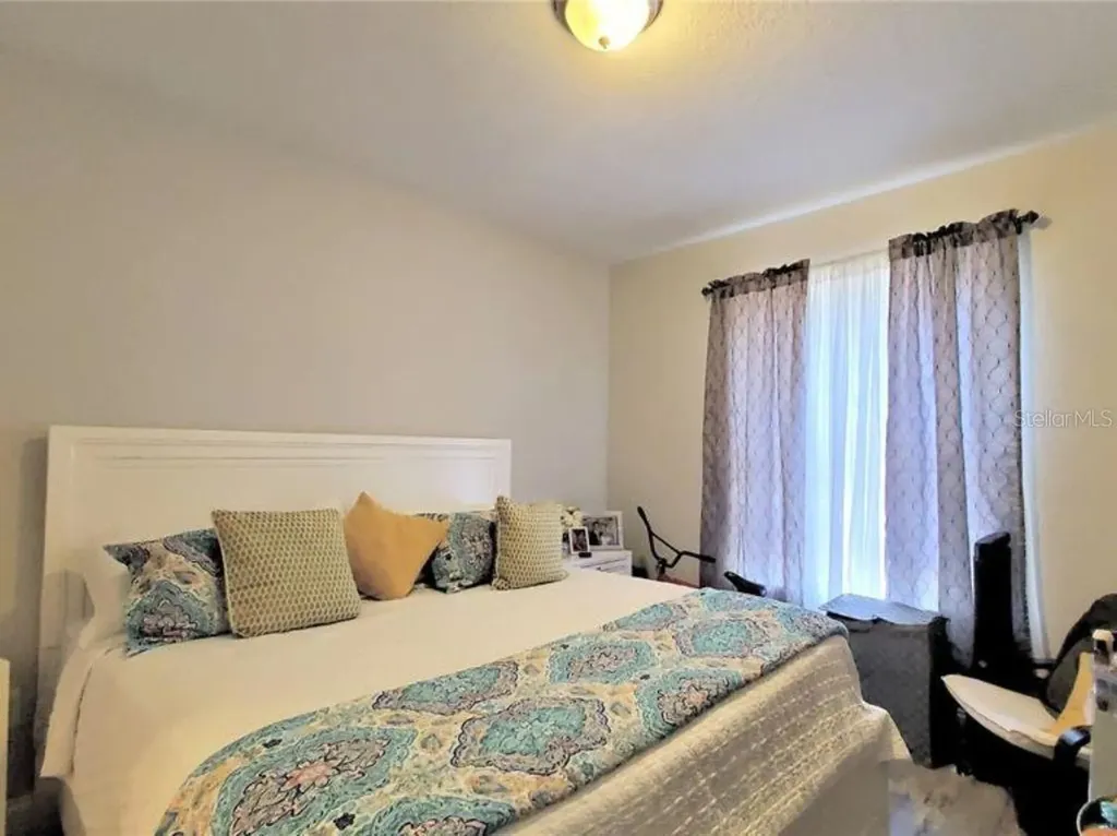 6025 Westgate Drive Orlando FL 32835