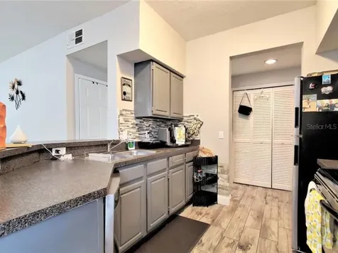 6025 Westgate Drive Orlando FL 32835