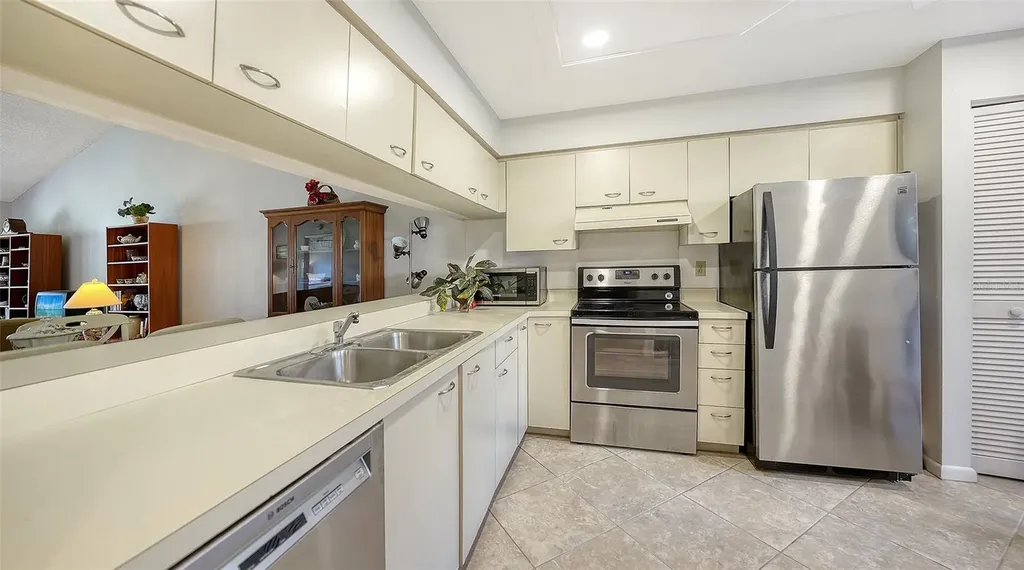 3106 Windrush Bourne Sarasota FL 34235