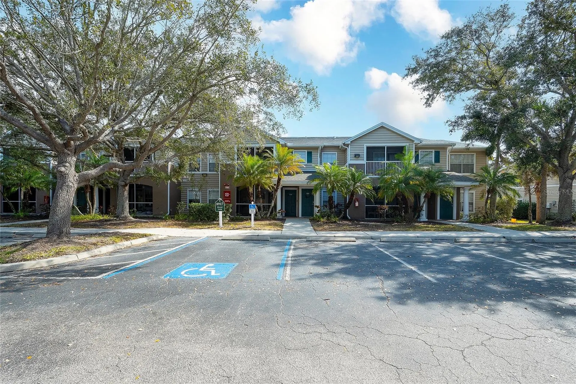 8917 Manor Loop Lakewood Ranch FL 34202