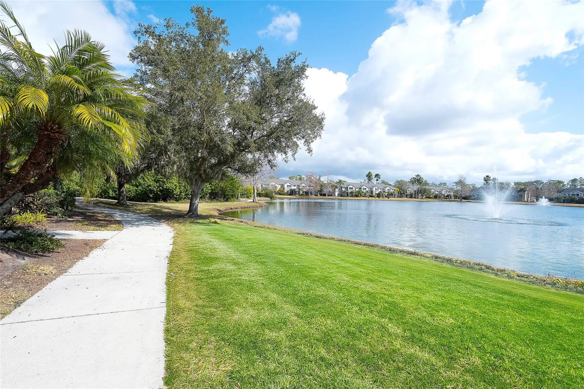 8917 Manor Loop Lakewood Ranch FL 34202