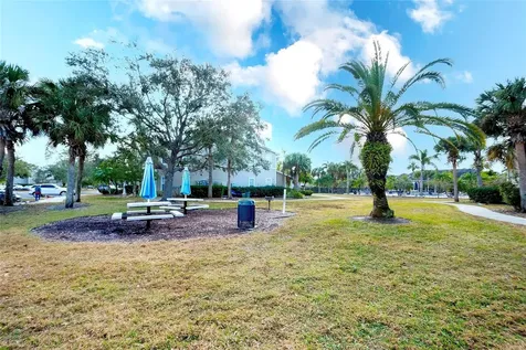 8917 Manor Loop Lakewood Ranch FL 34202