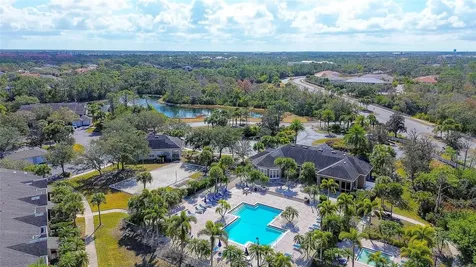 8917 Manor Loop Lakewood Ranch FL 34202