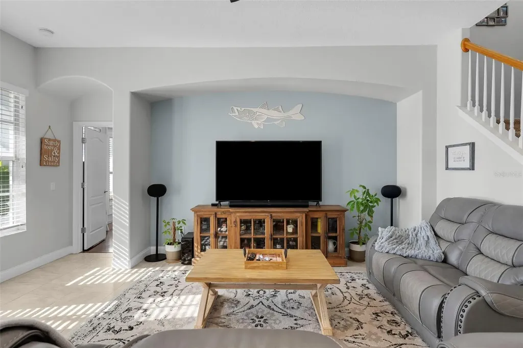 5210 Covesound Way Apollo Beach FL 33572