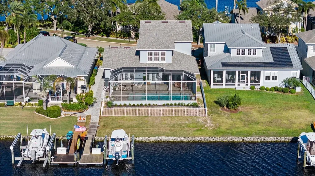 5210 Covesound Way Apollo Beach FL 33572