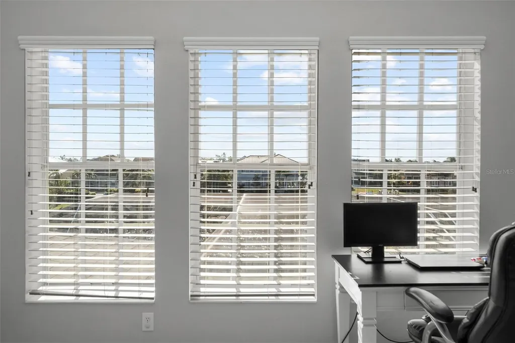 5210 Covesound Way Apollo Beach FL 33572