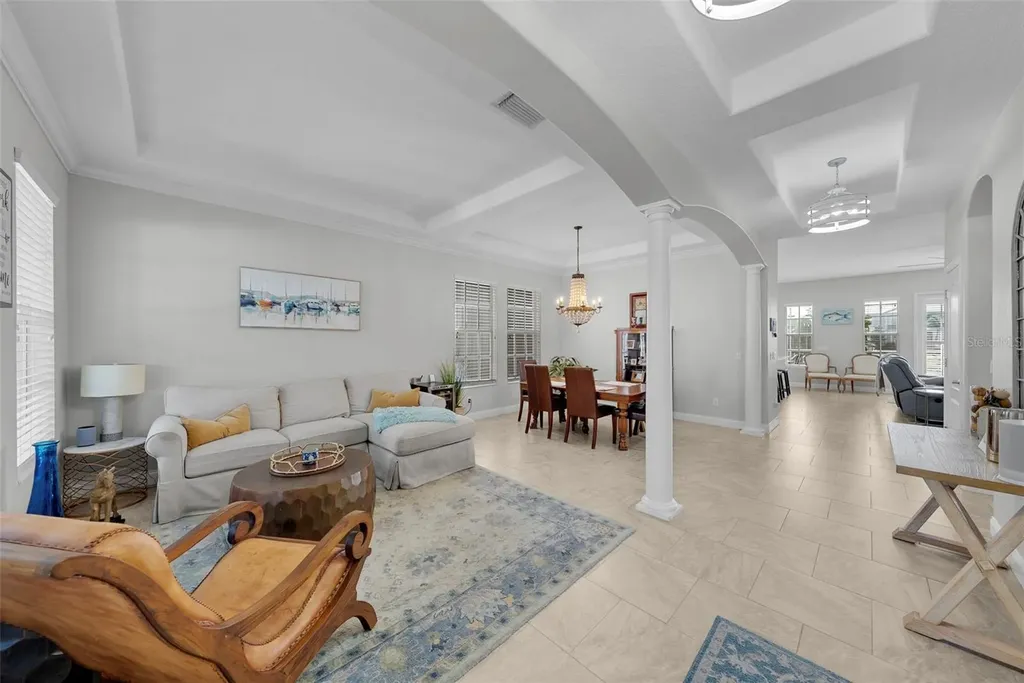 5210 Covesound Way Apollo Beach FL 33572