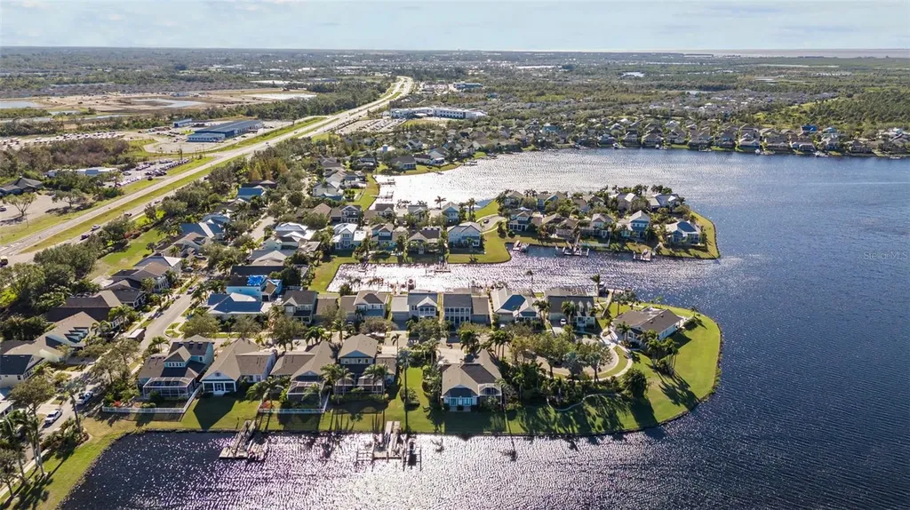 5210 Covesound Way Apollo Beach FL 33572