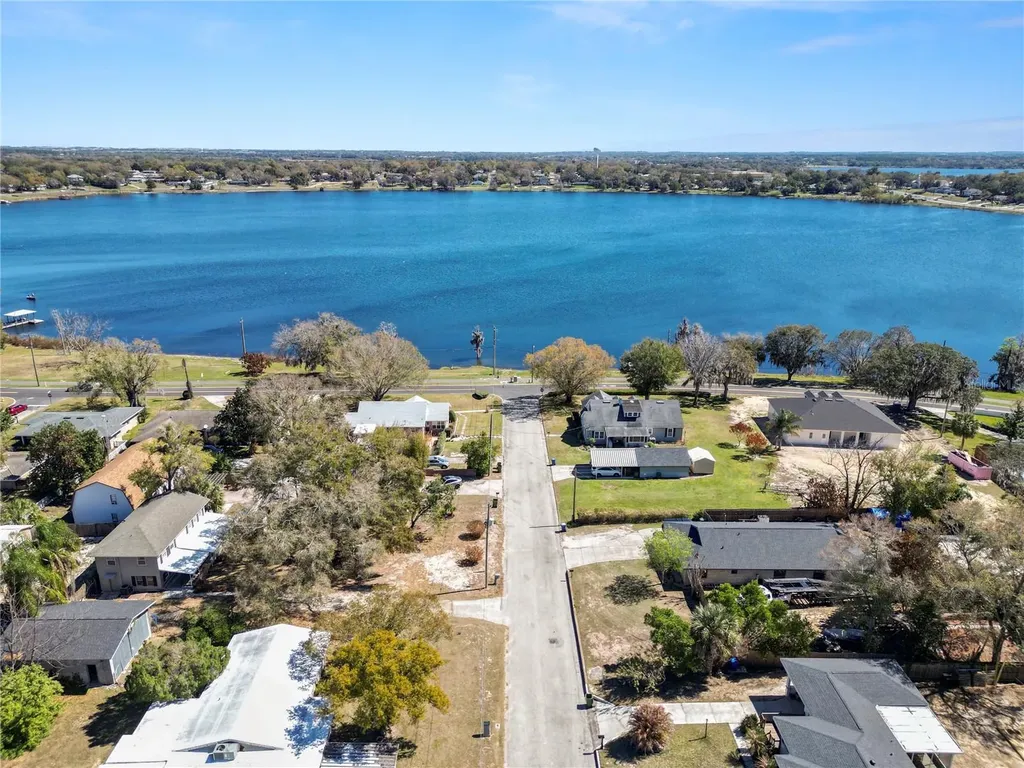 961 Drexel Avenue NE Winter Haven FL 33881