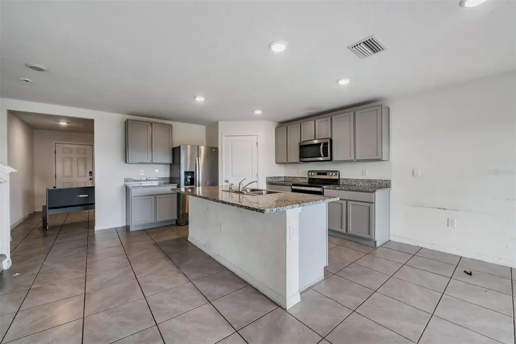 37214 Angel Wings Avenue Zephyrhills FL 33541
