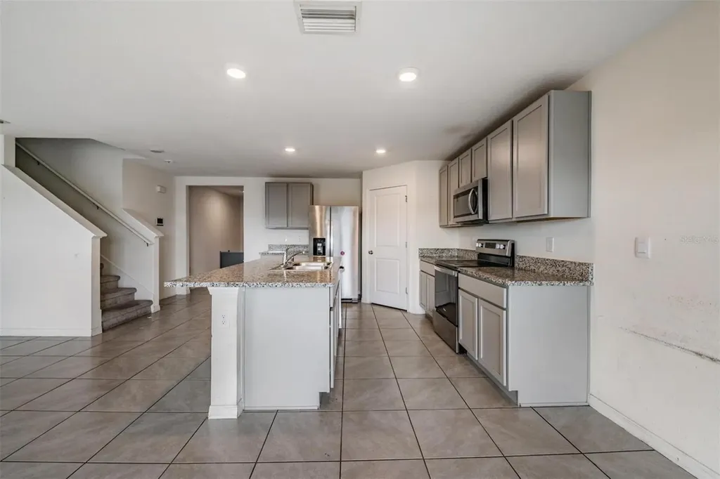 37214 Angel Wings Avenue Zephyrhills FL 33541