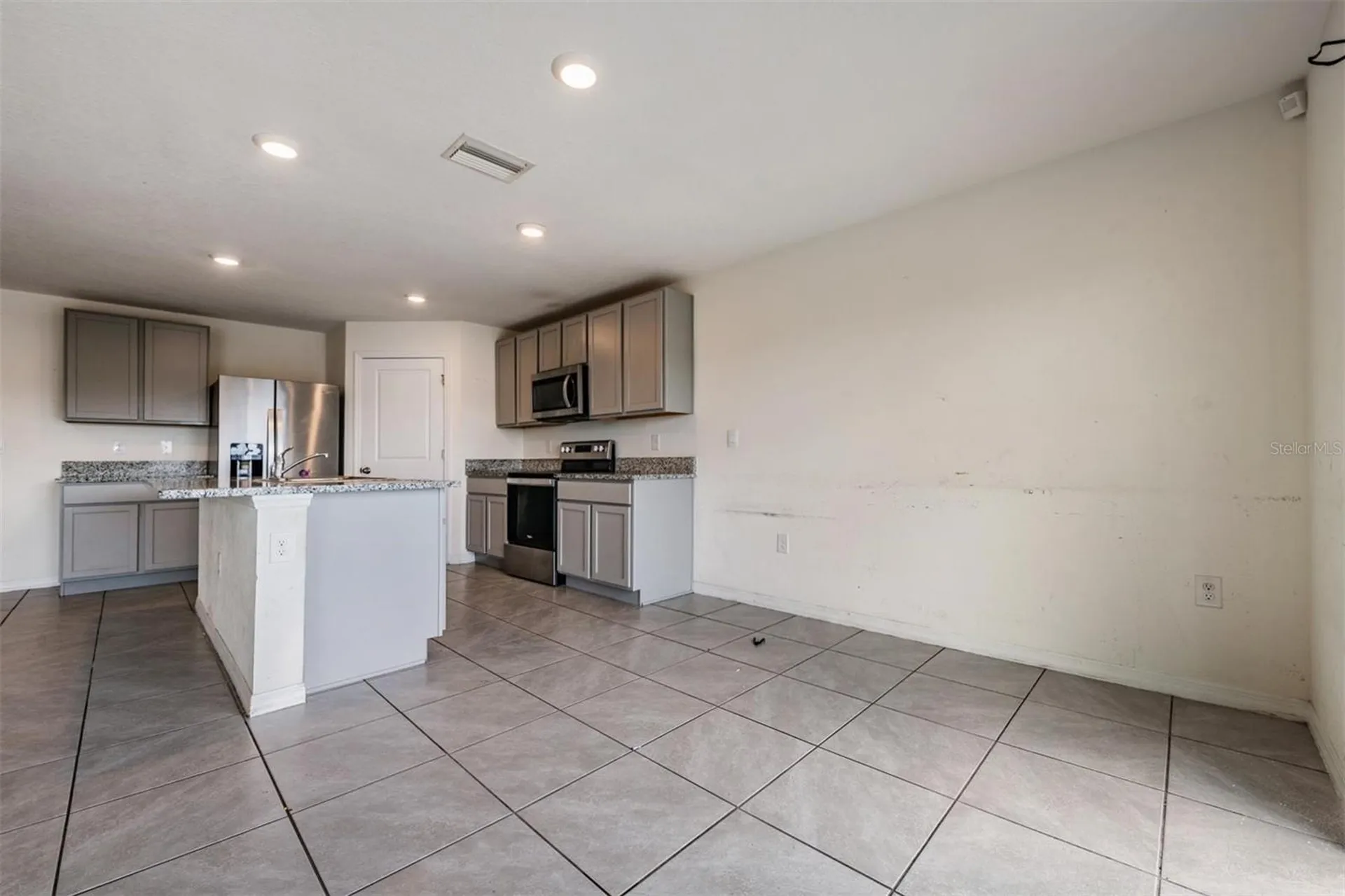 37214 Angel Wings Avenue Zephyrhills FL 33541