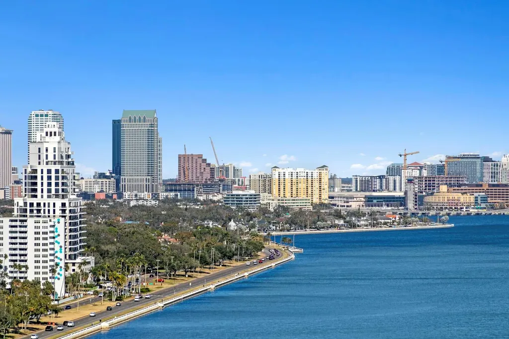 3101 Bayshore Boulevard Tampa FL 33629